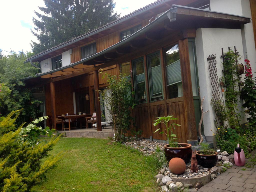 Petra Maria Soelle - Ferienhaus Sehr Privat Presseggersee Buitenkant foto