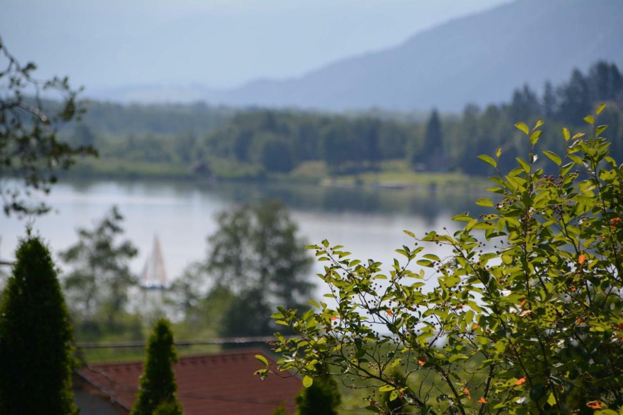 Petra Maria Soelle - Ferienhaus Sehr Privat Presseggersee Buitenkant foto