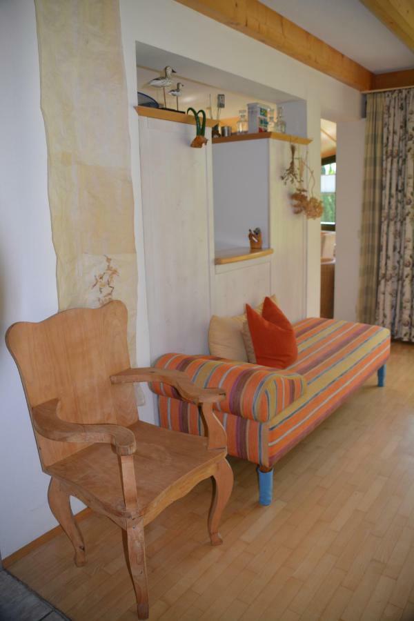 Petra Maria Soelle - Ferienhaus Sehr Privat Presseggersee Buitenkant foto